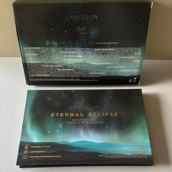 Lunar Beauty Eternal Eclipse Eyeshadow Palette - Blue and Gold - Picture 6 of 6